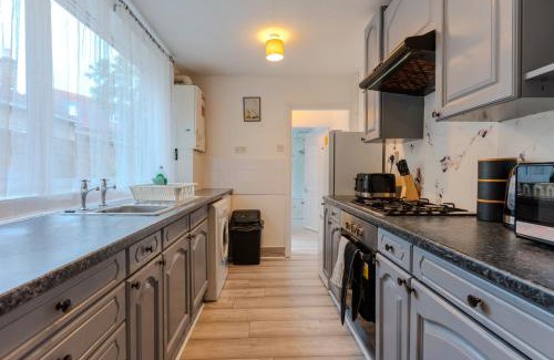 Gillingham Apartment | The Medway Hub Contractors & Families Welcome