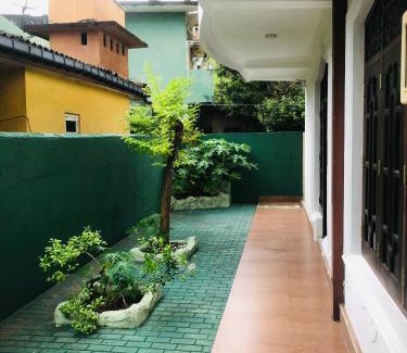 Aluthgama Hotel | The Moon Lodge