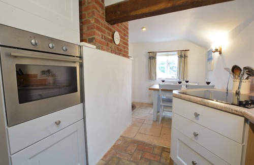 Orford Cottage | THE MOORINGS, ORFORD, pet friendly, with open fire in Orford