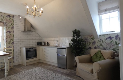 Somerton Apartment | The Mount Somerton