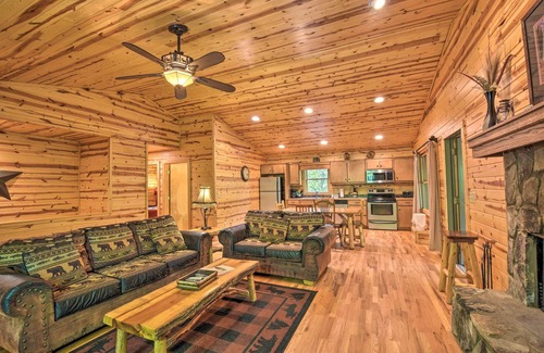 Helen Cabin | ‘The Mountain View’ Sautee Mountain Retreat!