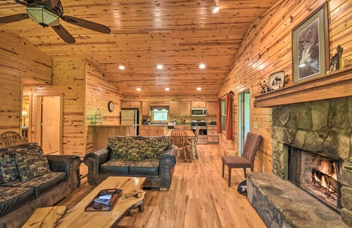 Helen Cabin | ‘The Mountain View’ Sautee Mountain Retreat!