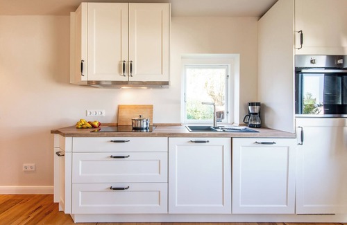 Rodenas Apartment | The Möwennest in a quiet location just before the dike, with terrace and beach chair.