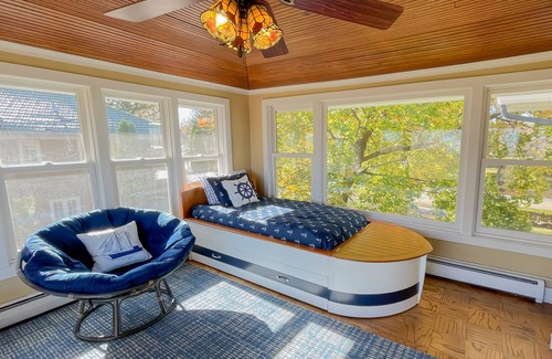 Waukegan House | The Navy House is what memories are made of.