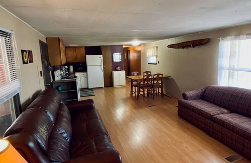 Wappapello House | The Nest. A cozy lake house within walking distance of Lake Wappapello.