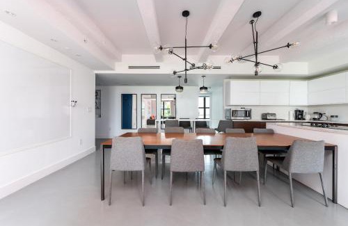 South Beach Apartment | The Netherland 2A I Ocean Drive I MIAMI BEACH OCEAN RENTAL