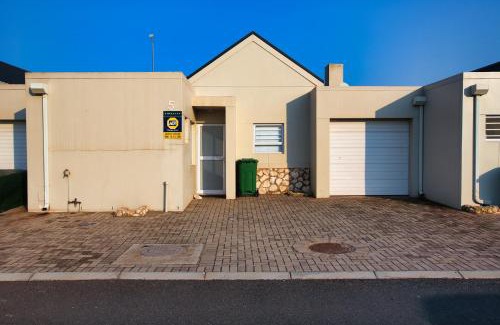 Mykonos House | The Nook, Langebaan, 4-sleeper