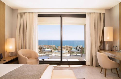 Nikki Beach Resort | The Oasis by Don Carlos Resort