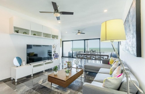 Ixil Apartment | The Ocean Breeze Getaway at BocaMar