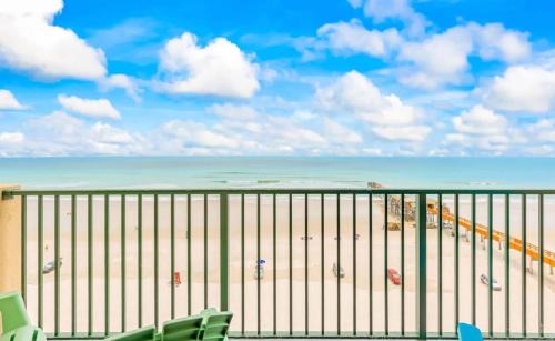 Daytona Beach Shores Apartment | The Ocean Front Starfish Suite by Brightwild