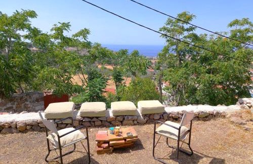 Mesotopos House | The Old Barn House