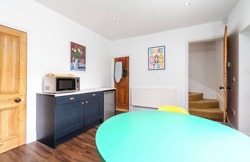 Saltaire Village House | The Old Butcher's Shop - Charming 2-Bed Cottage in Saltaire