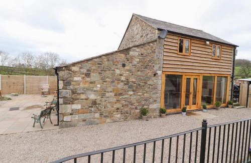 Oswestry House | The Old Cart House