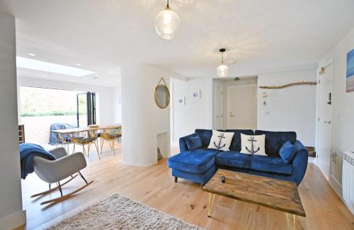 Lyme Regis Apartment | The Old Cottage Bakery