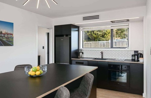 Kawaha Point House | The Old Datsun | Side by Side Luxury Townhouses