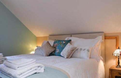 Arnold House | The Old Forge