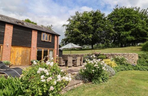 Honiton House | The Old Log Shed