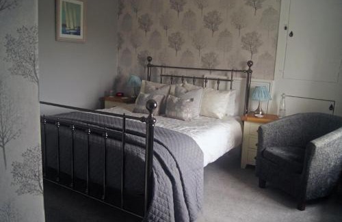 Clovelly Bed & Breakfast | The Old Smithy Bed & Breakfast