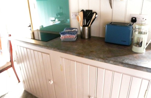 Aberedw Cottage | 'The Old Stable' is a charming one bedroom, self catering holiday cottage.