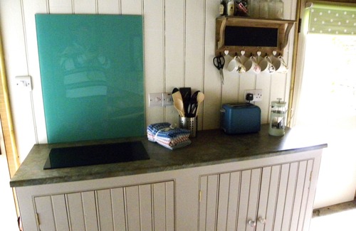 Aberedw Cottage | 'The Old Stable' is a charming one bedroom, self catering holiday cottage.