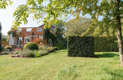 Bury St Edmunds House | The Old Steam Mill, luxury, spacious, beautiful grounds, stunning location