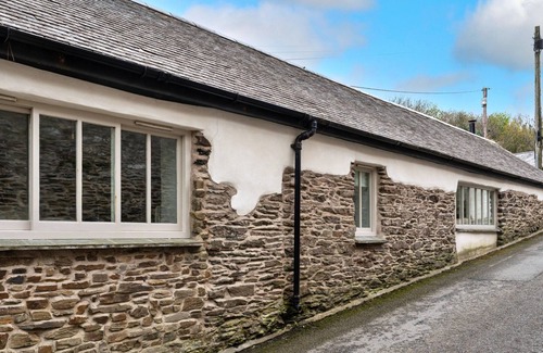 Portloe House | The Old Store by Interhome