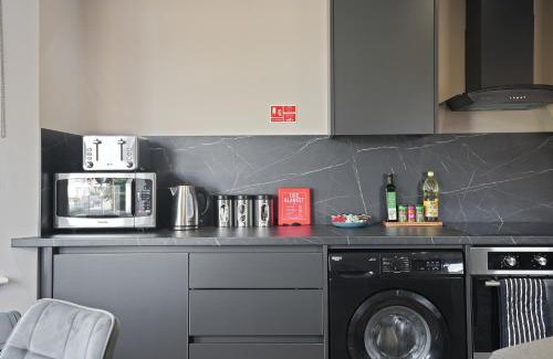 Hull Apartment | The Olive Tree Aparthotel