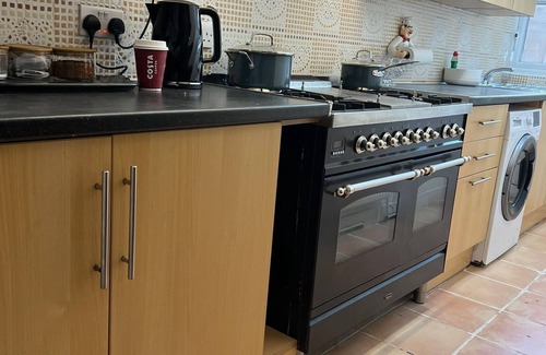 Newham House | The Olive Tree Keys - Contractor, Professional and Family Accommodation