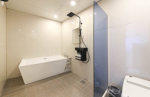 Kangjin-eup Hotel | The One Business Hotel
