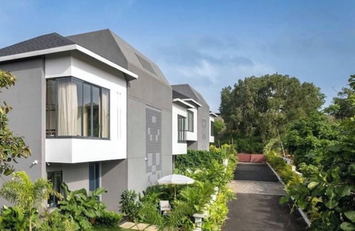 Vagator House | The opulence @Sommerhaus | Luxe 3Bhk with Pool