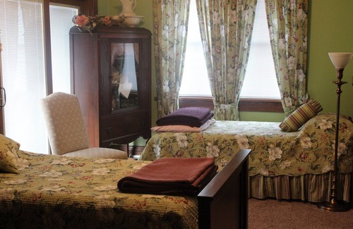 Sardis Bed & Breakfast | The Orchard Bed and Breakfast