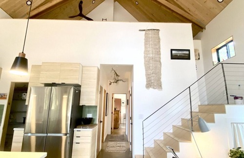 Klamath County Cabin | The Outpost Properties: Keno House