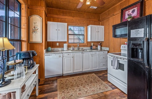 Valley Head Cabin | The Overlook at Mentone-hot tub + amazing view + fire pit