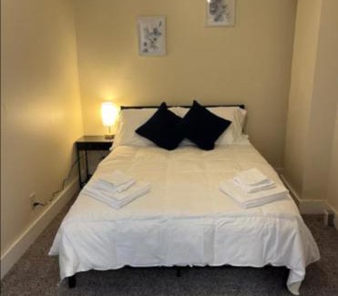 Oxford Apartment | The Oxford Bank