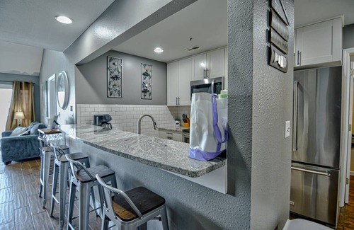 Kaiser Condo | THE OZARK OASIS! Spacious 3 Bedroom & 3 Pools!