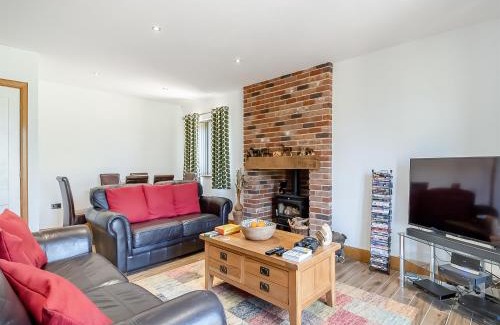 Lowestoft House | The Paddocks