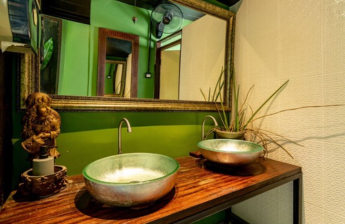 Phutthamonthon Hotel | The Palm Hotel