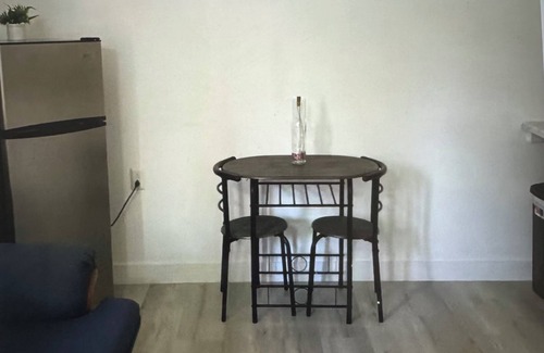 Paradise Apartment | The palm trees