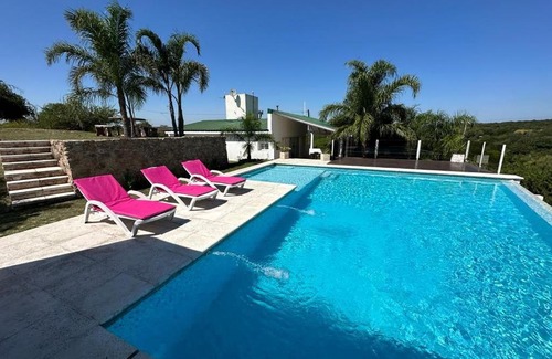 Agua de Oro House | The Palmers