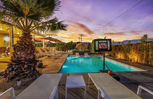Thousand Palms House | The Palms - Pool, Spa, BBQ, Games, Mountain Views