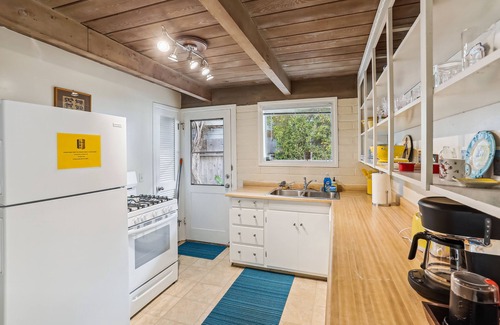 Aptos House | The Paradise Called Seacliff | Oceanview Retreat Near Seacliff State Beach