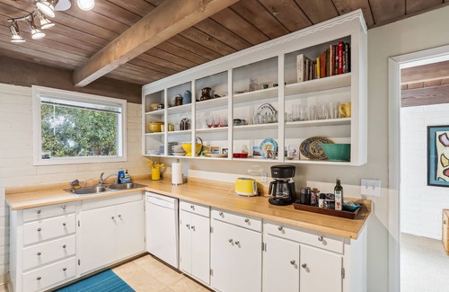 Aptos House | The Paradise Called Seacliff | Oceanview Retreat Near Seacliff State Beach