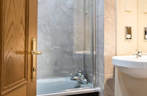 Escrick Hotel | The Parsonage Hotel & Spa