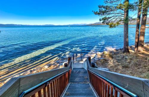 Sierra Shores Apartment | The PEAK Denali 13 - The Ultimate in Lakefront Luxury