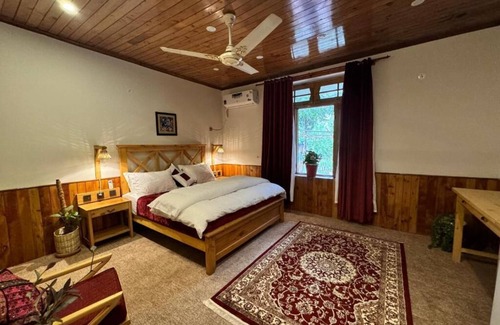 Gilgit Hotel | The Pecan Resort
