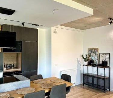 Tirgu Mures Apartment | The Perfect Space - NEW1Bedroom & Parking
