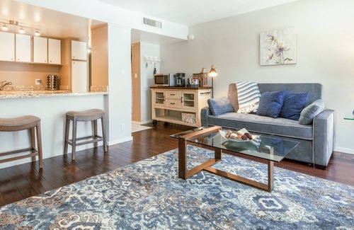 Arcadia Apartment | The Phoenix Nest at Arcadia, Hidden Gem: Multi $ Hood in Arcadia