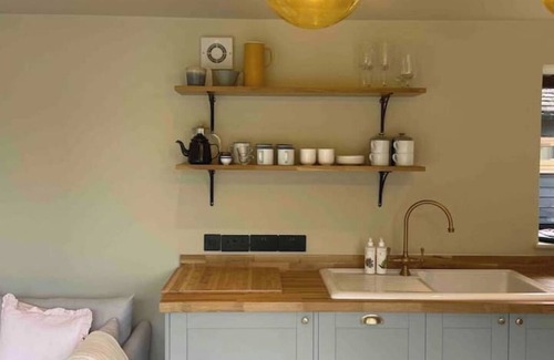 Abbess Roding Cabin | The Piggery - a Kentish countryside retreat!