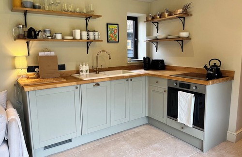 Abbess Roding Cabin | The Piggery - a Kentish countryside retreat!