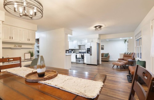 Birch Run Township House | The Pine Tree Haus - Frankenmuth